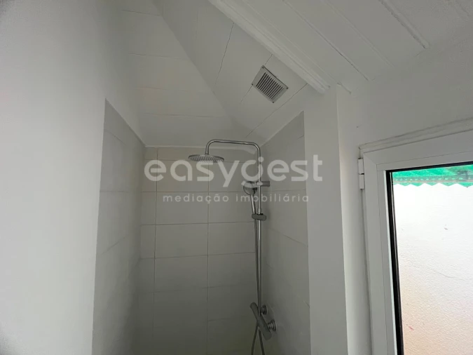Apartamento T1 para Venda em Santa Maria Maior Foto 18