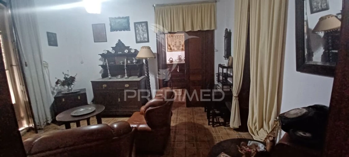 Moradia T9 para Venda em São João Baptista Foto 11