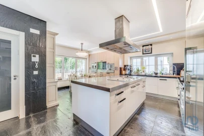 Moradia T5 para Venda em Cascais e Estoril