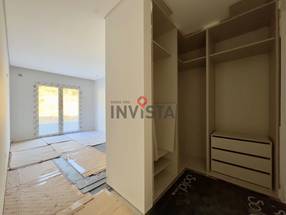 Apartamento T3 para Venda em Alverca do Ribatejo e Sobralinho Foto 2