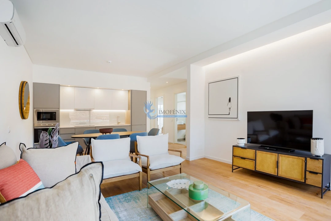 Apartamento T3 para Venda em Estômbar e Parchal Foto 3