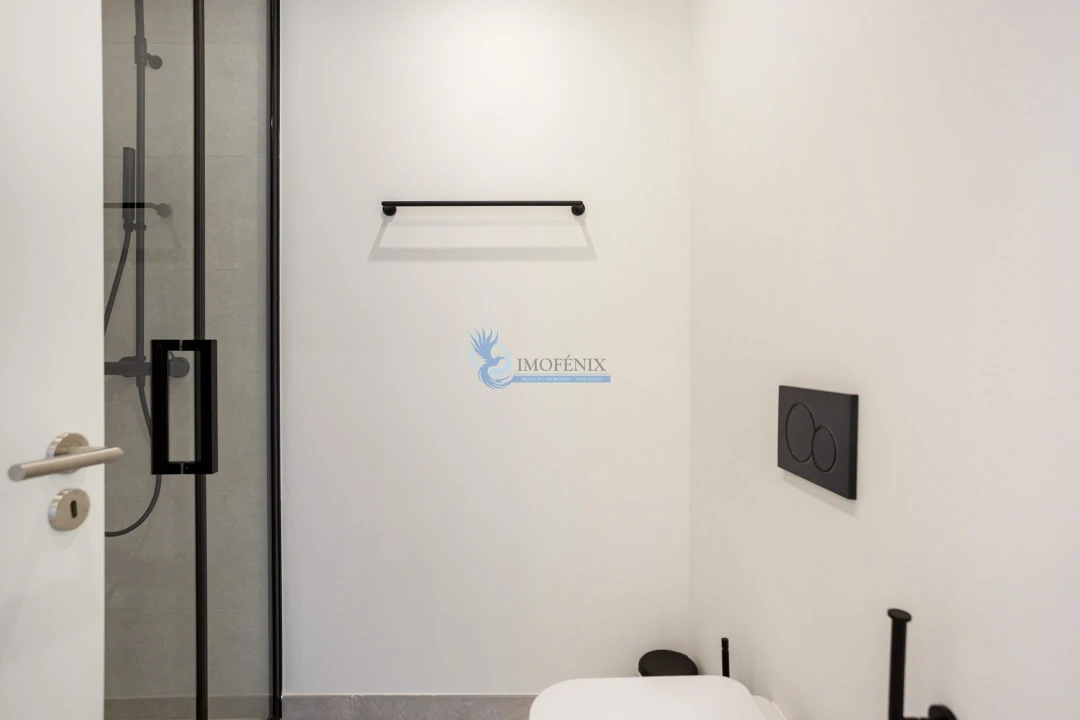 Apartamento T3 para Venda em Estômbar e Parchal Foto 15