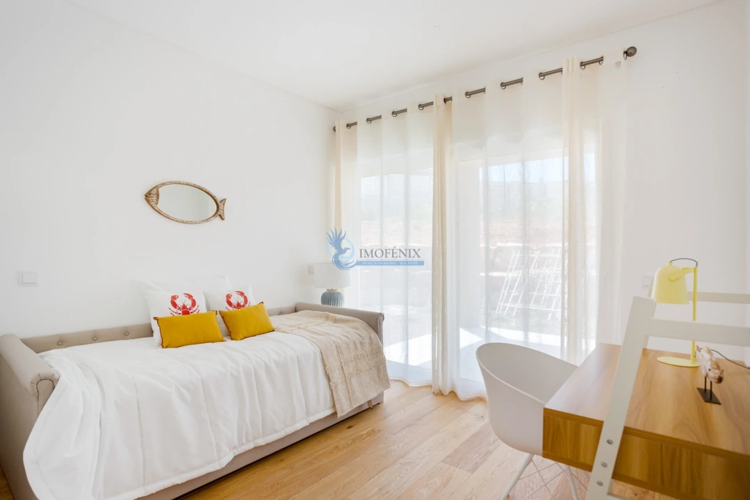 Apartamento T3 para Venda em Estômbar e Parchal Foto 10
