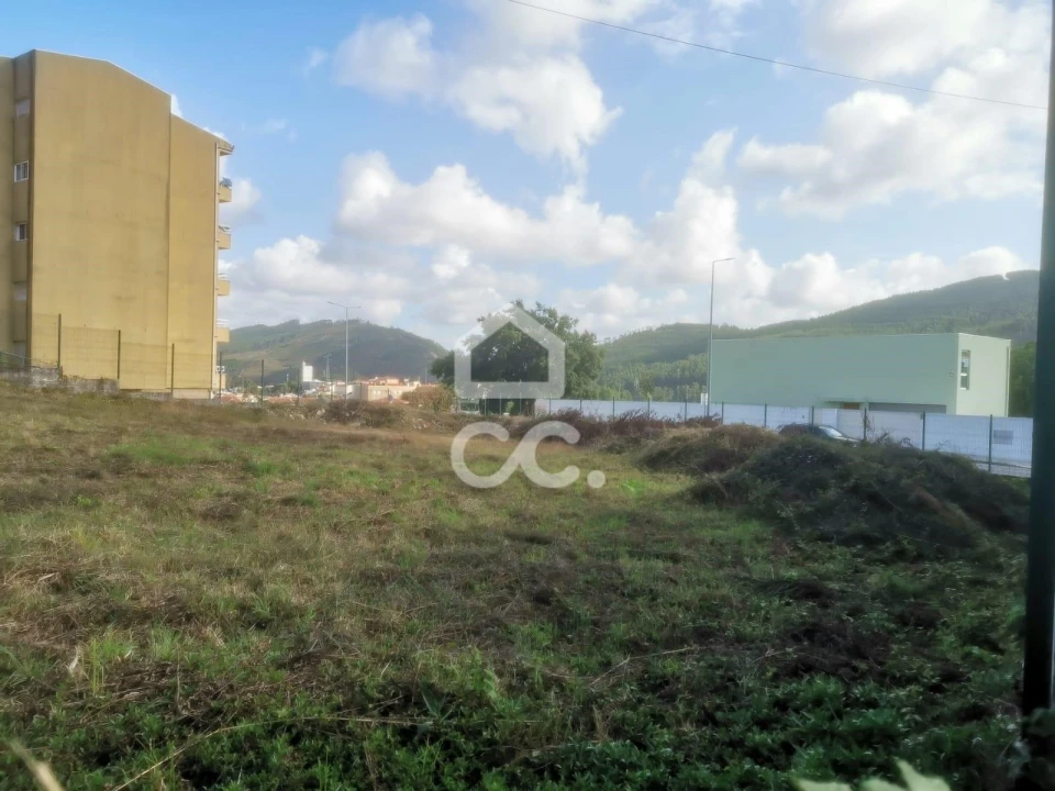 Terreno para Venda em Valongo Foto 4