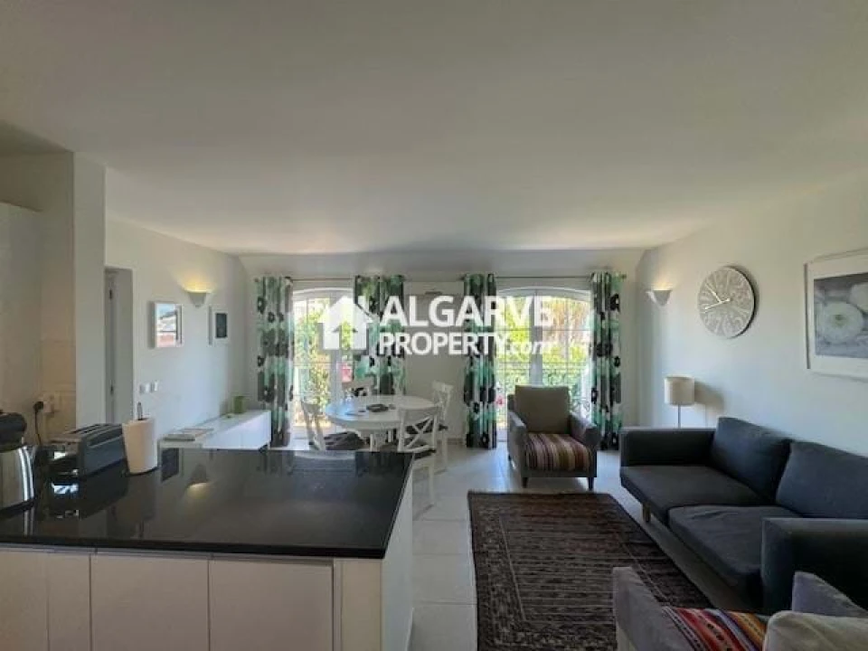 Apartamento T2 para Venda em Quarteira Foto 12