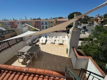 Apartamento T2 para Venda em Quarteira