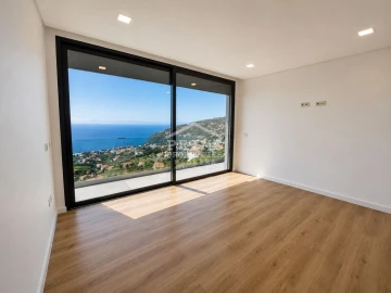 Moradia T4 para Venda em Arco da Calheta