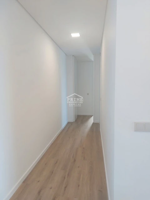 Moradia T4 para Venda em Arco da Calheta