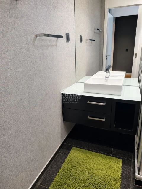Apartamento T2 para Venda em Funchal (Se)