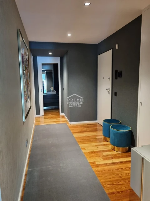Apartamento T2 para Venda em Funchal (Se)