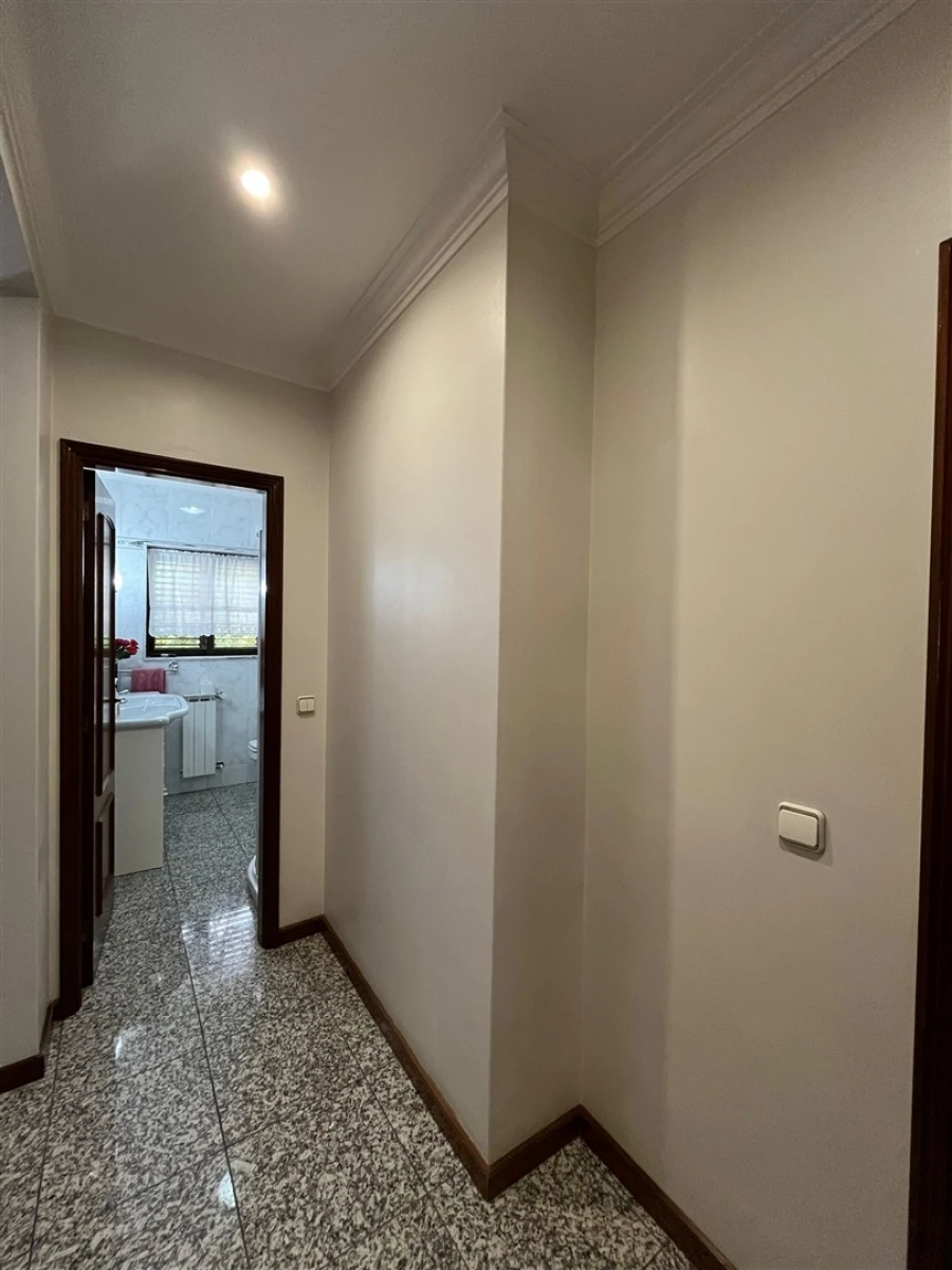 Moradia T5 para Venda em São Mamede de Infesta e Senhora da Hora Foto 22