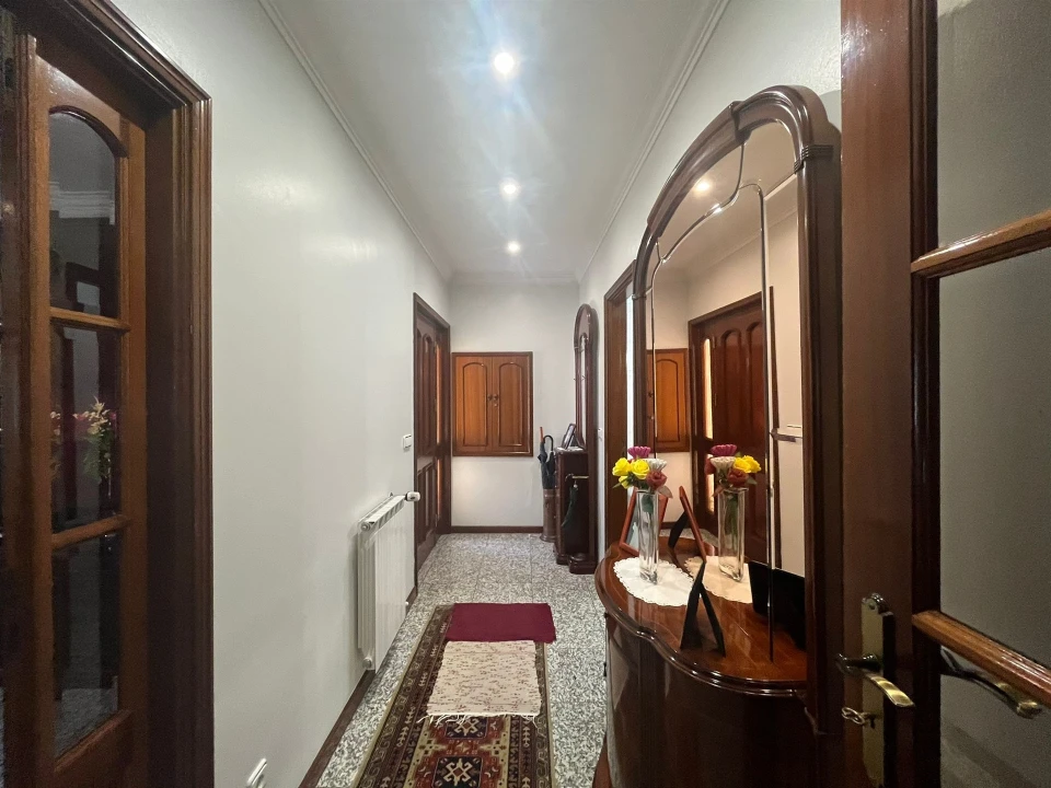 Moradia T5 para Venda em São Mamede de Infesta e Senhora da Hora Foto 4