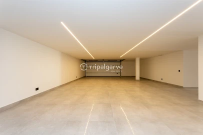 Moradia T4 para Venda em Albufeira e Olhos de Água