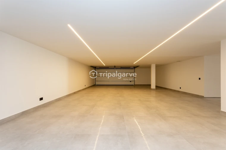 Moradia T4 para Venda em Albufeira e Olhos de Água Foto 22