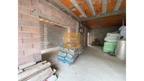 Negócio para Venda em Cedofeita, Santo Ildefonso, Sé, Miragaia, São Nicolau e Vitória