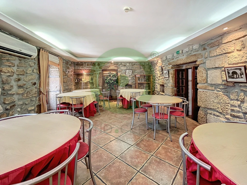 Prédio para Venda em Valpaços e Sanfins Foto 5