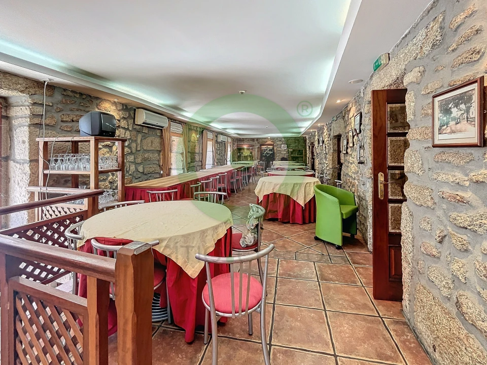 Prédio para Venda em Valpaços e Sanfins Foto 2