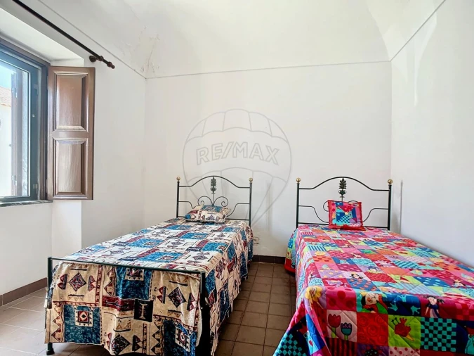 Moradia T5 para Venda em Reguengos de Monsaraz Foto 6