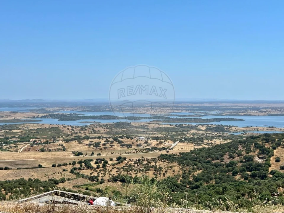 Moradia T5 para Venda em Reguengos de Monsaraz Foto 25