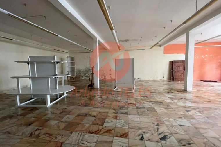 Loja para Venda em Praia da Vitoria (Santa Cruz) Foto 5