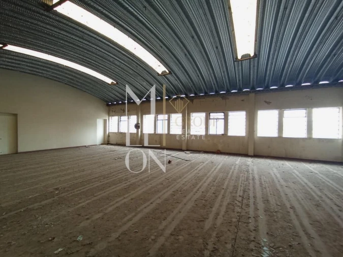 Armazém para Venda em São João da Madeira Foto 2