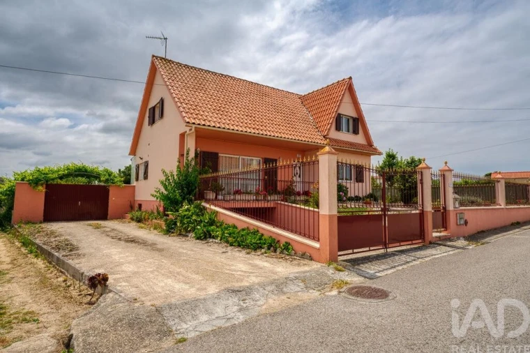 Moradia T5 para Venda em Souto da Carpalhosa e Ortigosa Foto 25