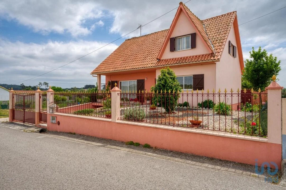 Moradia T5 para Venda em Souto da Carpalhosa e Ortigosa Foto 3