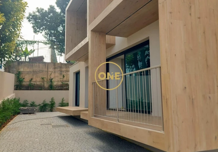Apartamento T2 para Venda em São Martinho Foto 9