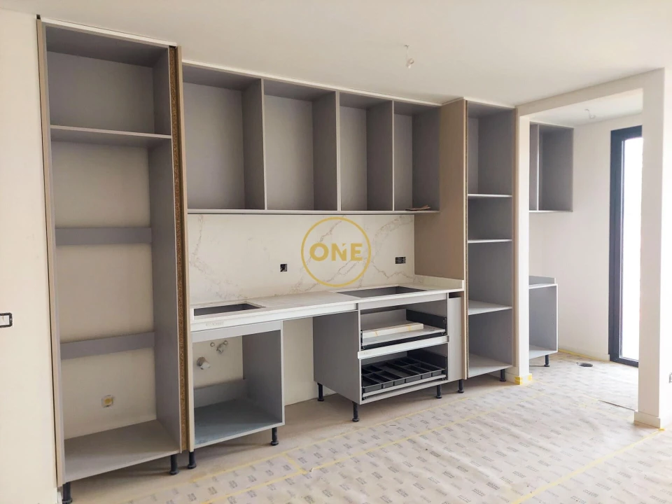 Apartamento T2 para Venda em São Martinho Foto 2