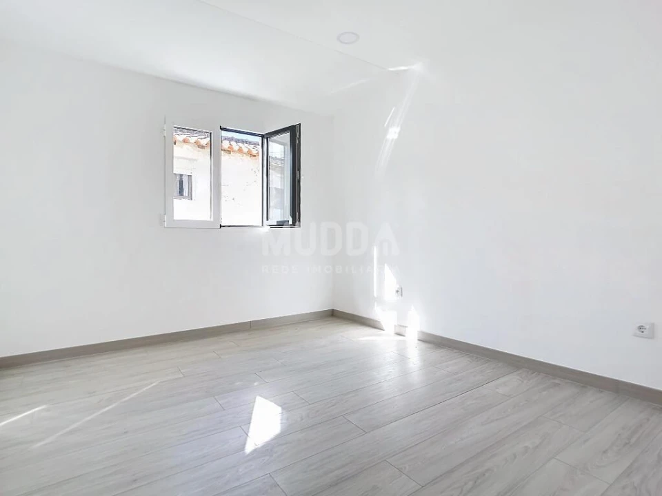 Moradia T3 para Venda em Vale de Anta Foto 7