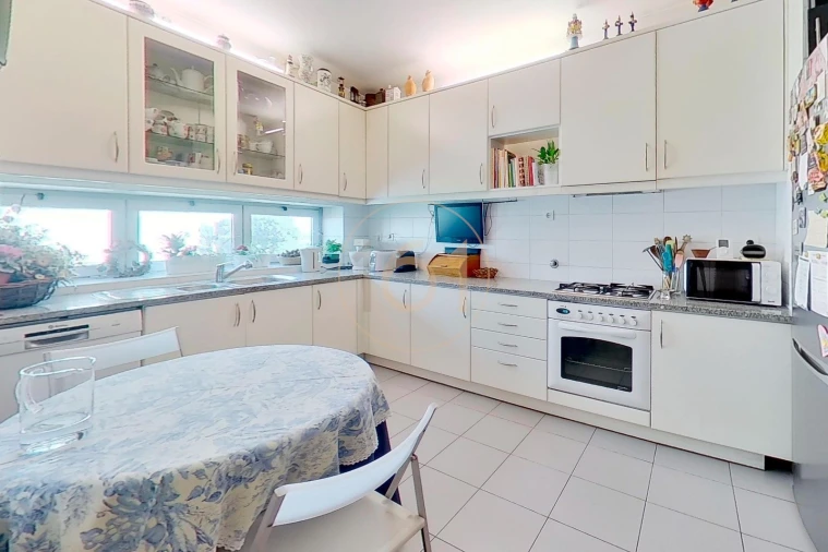 Apartamento T4 para Venda em Matosinhos e Leça da Palmeira Foto 8