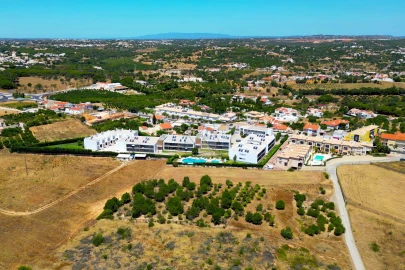 Terreno para Venda em Albufeira e Olhos de Água