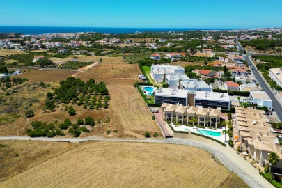 Terreno para Venda em Albufeira e Olhos de Água