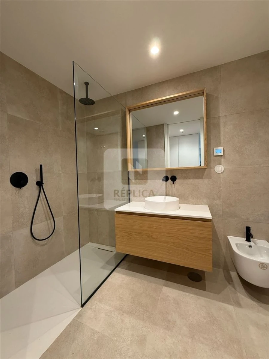 Apartamento T2 para Venda em Canidelo Foto 41