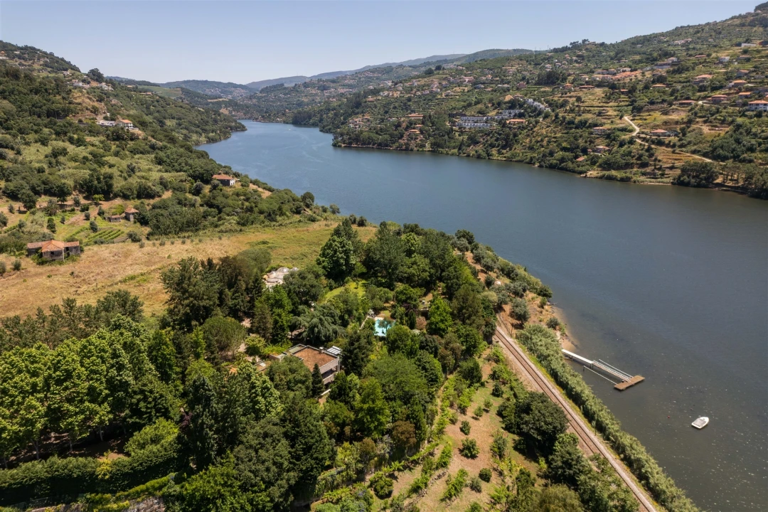 Quinta T5 para Venda em Santa Cruz do Douro e São Tomé de Covelas Foto 42