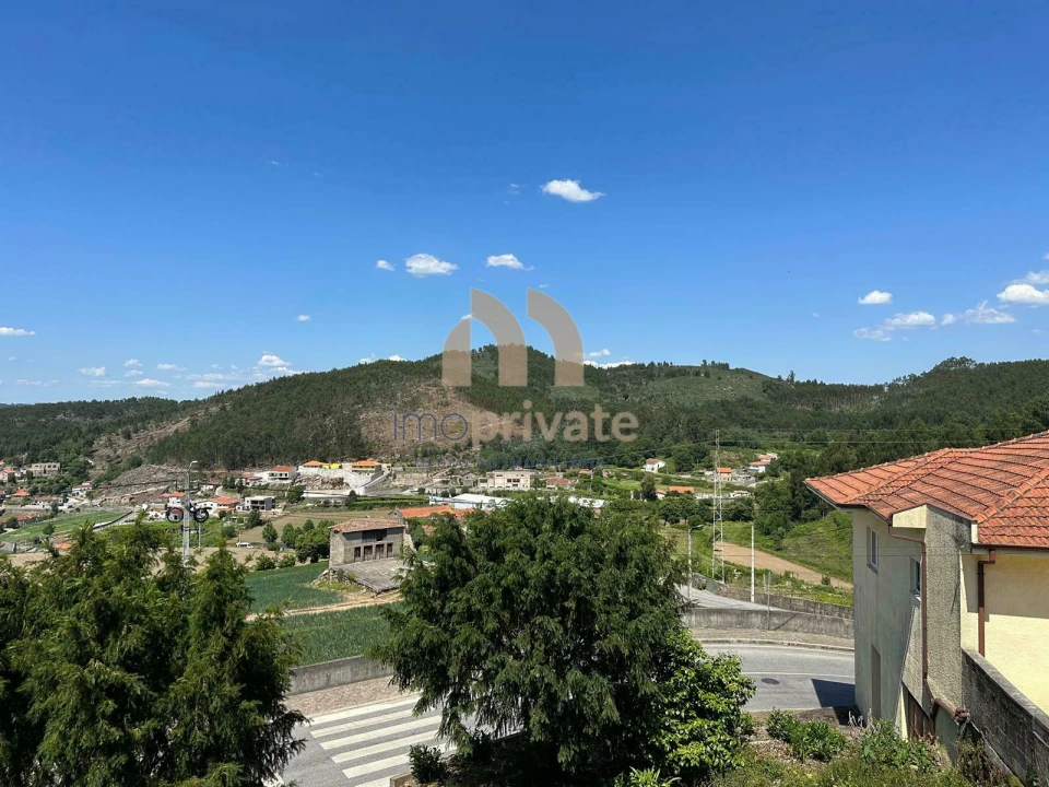 Moradia T3 para Venda em Vilarinho Foto 7