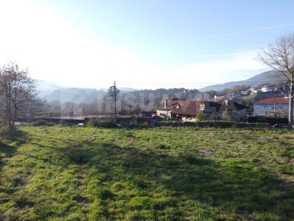 Terreno para Venda em Covas Foto 4