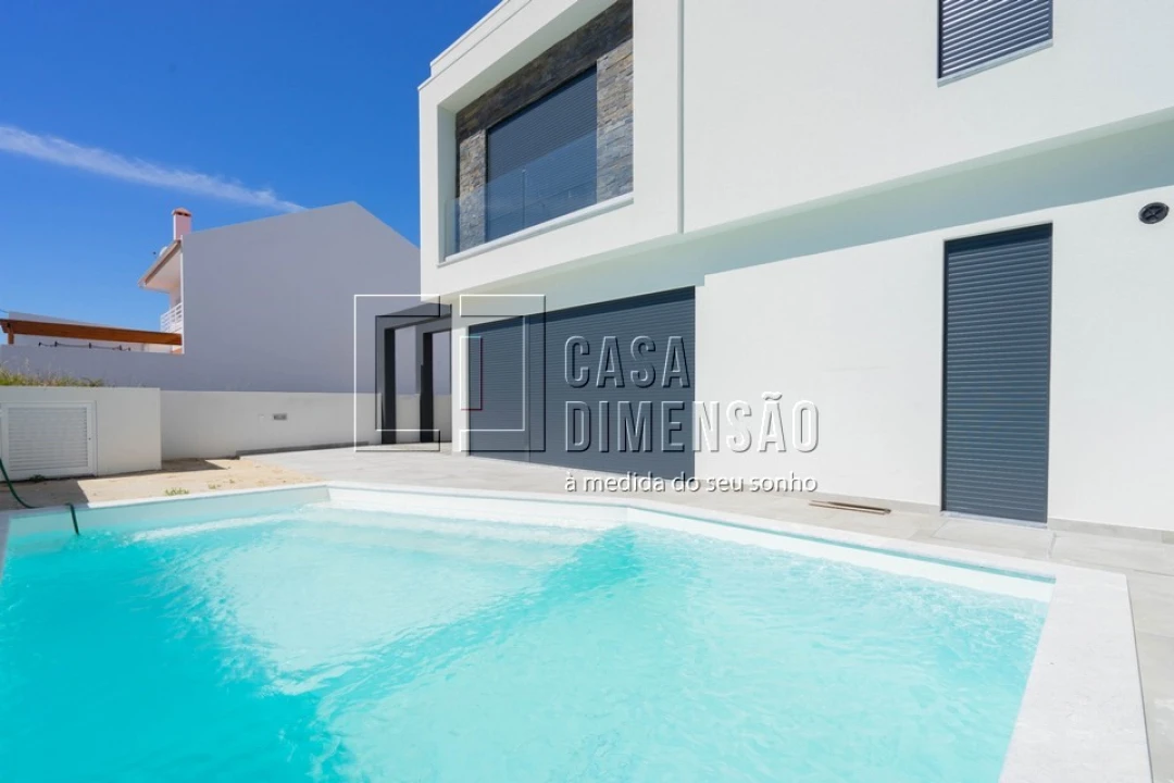 Moradia T4 para Venda em Amora Foto 53