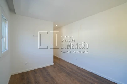 Moradia T4 para Venda em Amora