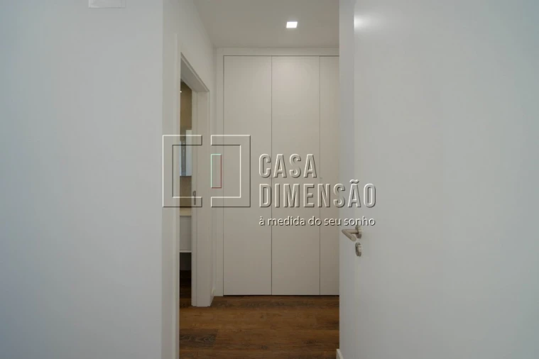 Moradia T4 para Venda em Amora Foto 37