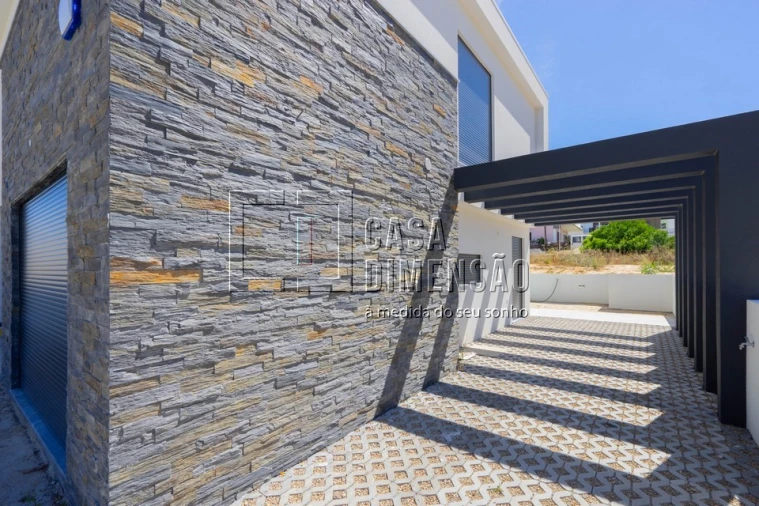 Moradia T4 para Venda em Amora Foto 49