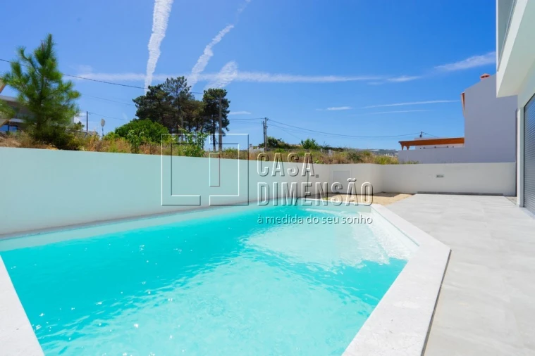 Moradia T4 para Venda em Amora Foto 55