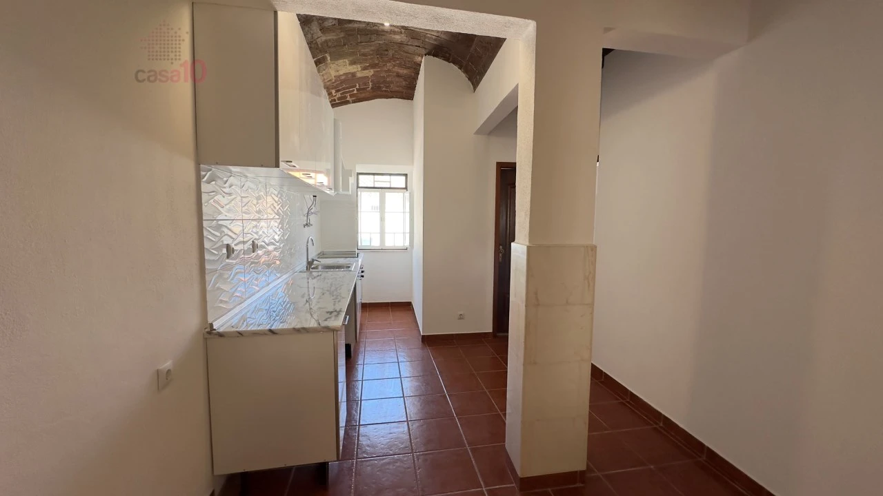 Apartamento T2 para Arrendamento em Évora (São Mamede, Sé, São Pedro e Santo Antão) Foto 7