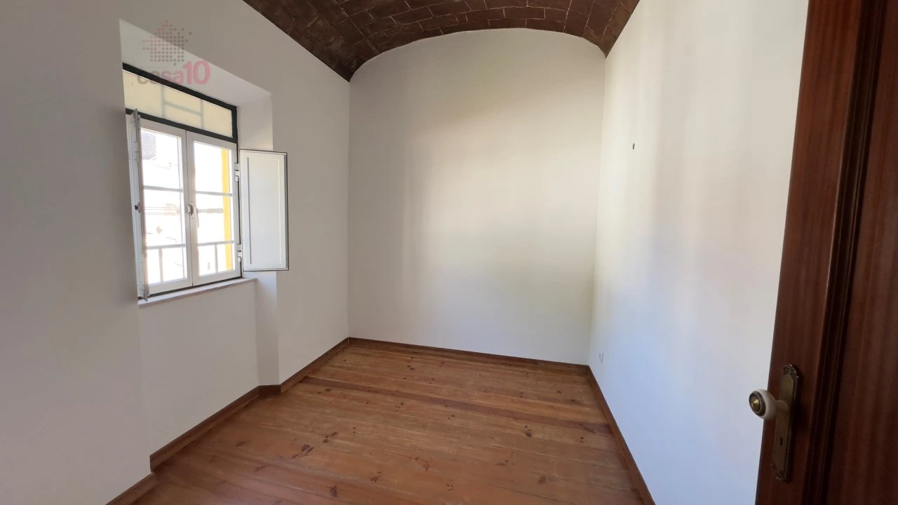 Apartamento T2 para Arrendamento em Évora (São Mamede, Sé, São Pedro e Santo Antão) Foto 11