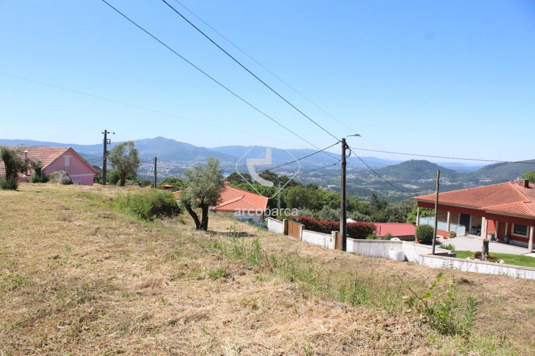 Terreno para Venda em Calheiros Foto 3