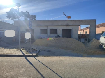 Moradia T5 para Venda em Azeitão (São Lourenço e São Simão)