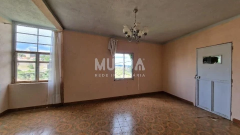 Moradia T2 para Venda em Sé, Santa Maria e Meixedo