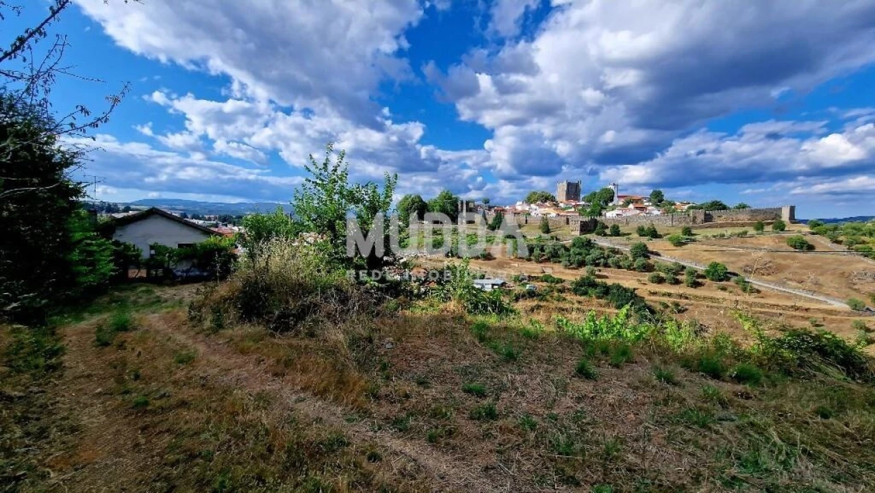 Moradia T2 para Venda em Sé, Santa Maria e Meixedo Foto 11