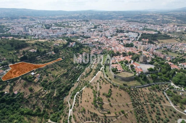 Moradia T2 para Venda em Sé, Santa Maria e Meixedo Foto 14