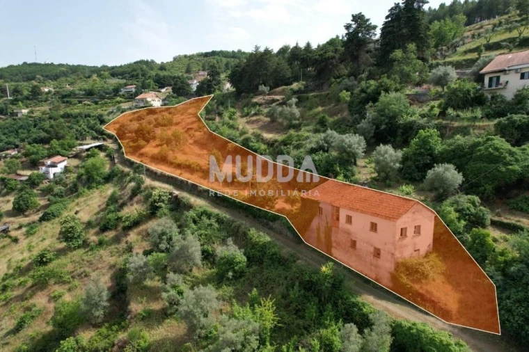 Moradia T2 para Venda em Sé, Santa Maria e Meixedo Foto 1